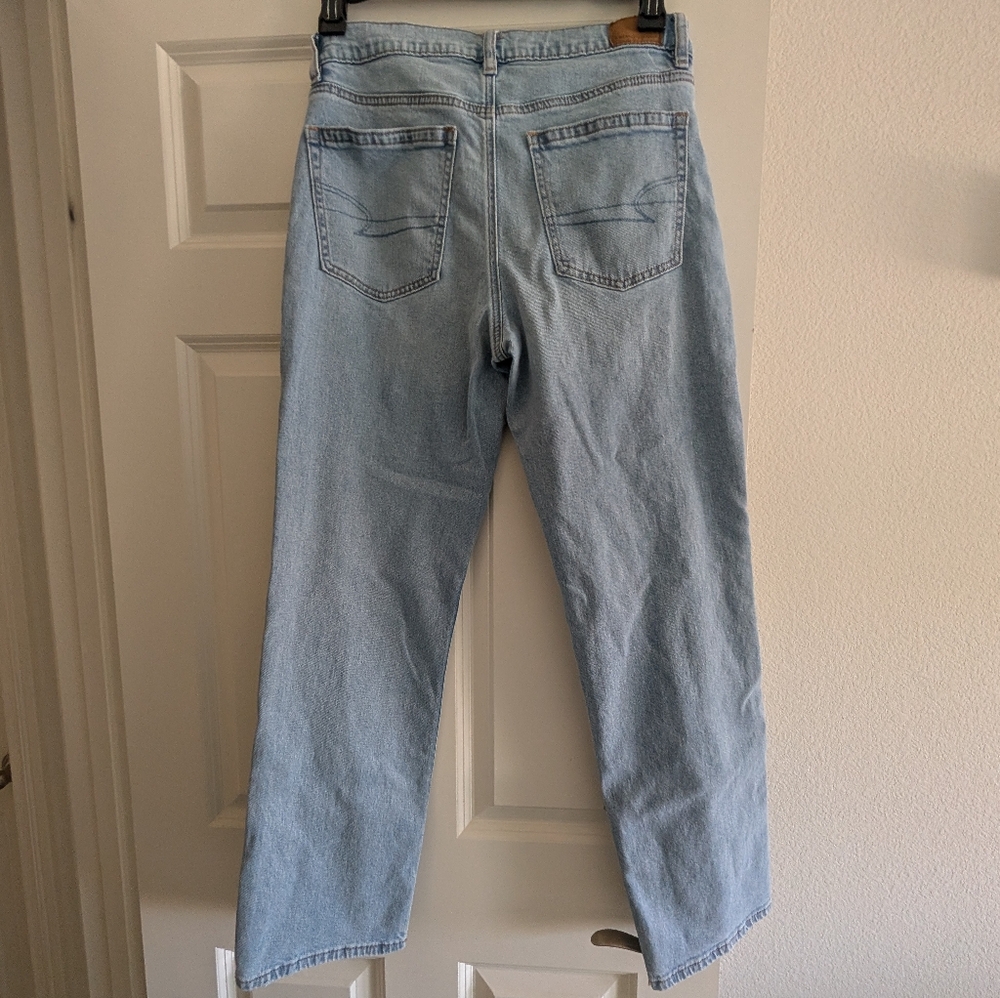 AE Stretch Super High-Waisted Straight Jean - Size 8 - in Light Repair - Picture 6 of 8